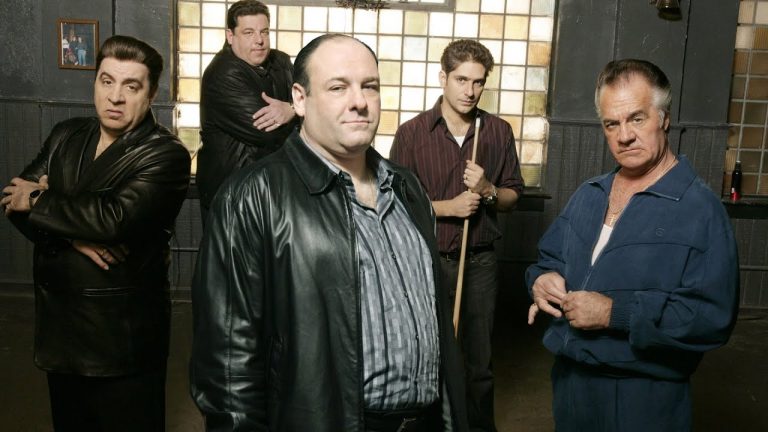 The Classic TV Shows to Binge Watch Right Now